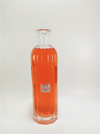 500ml Vertical Striped Glass Bottle